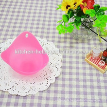 2015 Hot selling promotional products durable silicone egg poacher